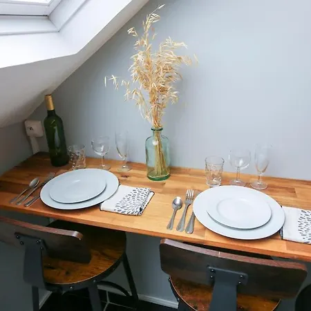 Apartament Le Nid D 2 Pers 8 Min Centre & Gare